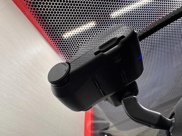 アクア G 純正ナビ ETC バックカメラ ドライブレコーダー Bluetooth フルセグTV LEDヘッドライト ステアリングリモコン プッシュスタート スマートキー オートエアコン フォグランプ(12枚目)