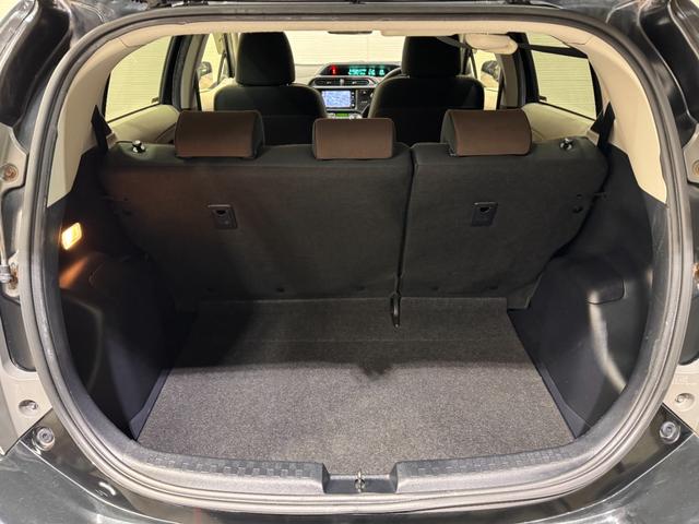 アクア G 純正ナビ ETC バックカメラ ドライブレコーダー Bluetooth フルセグTV LEDヘッドライト ステアリングリモコン プッシュスタート スマートキー オートエアコン フォグランプ(25枚目)