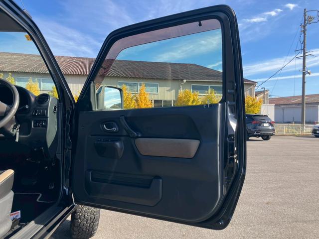 ジムニー ランドベンチャー　ＢＦグッドリッチオールテレーン　シート　ＥＴＣ　カロッツェリアメモリーナビ　ＣＤ／ＤＶＤ再生　Ｂｌｕｅｔｏｏｔｈ　キーレスキー　背面タイヤ　フロントフォグ　純正１６インチＡＷ（28枚目）