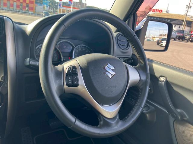 ジムニー ランドベンチャー　ＢＦグッドリッチオールテレーン　シート　ＥＴＣ　カロッツェリアメモリーナビ　ＣＤ／ＤＶＤ再生　Ｂｌｕｅｔｏｏｔｈ　キーレスキー　背面タイヤ　フロントフォグ　純正１６インチＡＷ（46枚目）