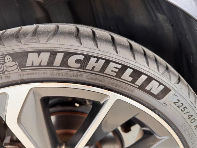 カローラスポーツ ハイブリッドＧ　Ｚ　純正９インチナビ　ＢＳＭ　バックカメラ　フロントカメラ　ＥＴＣ２．０　クリアランスソナー　クルーズコントロール　ドライブレコーダー　Ｂｌｕｅｔｏｏｔｈ　フルセグＴＶ　純正１８インチＡＷ（72枚目）