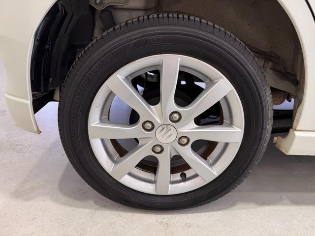 ワゴンＲ ＦＸリミテッド　ワンオーナー　メモリーナビ　テレビ　ＣＤ　アイドリングストップ　オートエアコン　純正１４インチアルミ　プッシュスタート　スマートキー　ライトレベライザー　パワーウインドウ（31枚目）