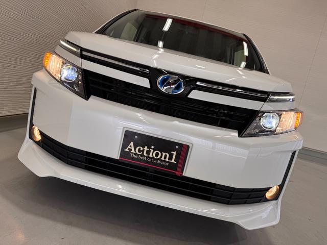 ヴォクシー ハイブリッドＶ　ＡＬＰＩＮＥナビ　フリップダウンモニター　両側パワースライドドア　ＥＴＣ　シートヒーター　クルーズコントロール　純正１５インチＡＷ　ＬＥＤヘッドライト　フォグランプ　スマートキー（25枚目）