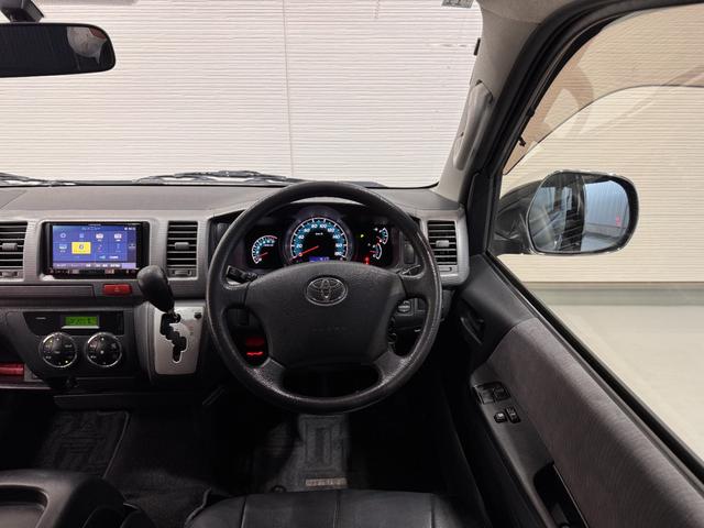 ハイエースバン ロングスーパーGL ベッドキット フリップダウンモニター メモリーナビ ETC バックドア スライドドア Bluetooth フルセグTV DVD CD Wエアコン HIDヘッドライト フォグランプ オートエアコン(22枚目)