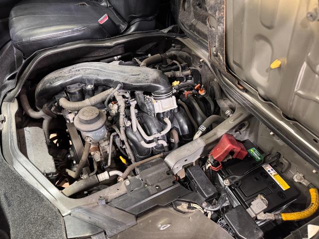 ハイエースバン ロングスーパーGL ベッドキット フリップダウンモニター メモリーナビ ETC バックドア スライドドア Bluetooth フルセグTV DVD CD Wエアコン HIDヘッドライト フォグランプ オートエアコン(28枚目)