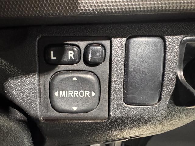 ハイエースバン ロングスーパーGL ベッドキット フリップダウンモニター メモリーナビ ETC バックドア スライドドア Bluetooth フルセグTV DVD CD Wエアコン HIDヘッドライト フォグランプ オートエアコン(46枚目)