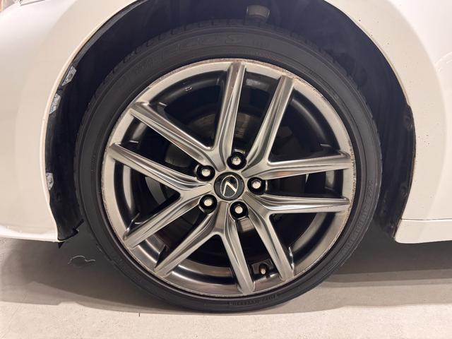 ＩＳ ＩＳ３００ｈ　Ｆスポーツ　サンルーフ　ＢＳＭ　純正ナビ　ＥＴＣ　バックカメラ　クリアランスソナー　レーンアシスト　クルーズコントロール　シートヒーターベンチレーション　ステアリングヒーター　パワーシート　純正１８インチＡＷ（44枚目）