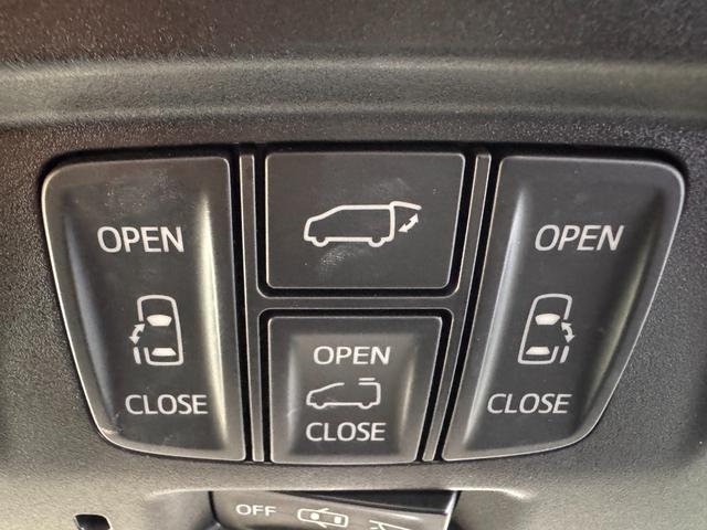 ヴェルファイア ２．５Ｚ　Ａエディション　ゴールデンアイズ　ンルーフ　ＯＰフロントバンパー＆Ｆグリル　ＬＥＤスタイリッシュビーム　１０インチナビ　フリップダウンモニター　ＥＴＣ　Ｂカメラ　両側Ｐスラドア　クリアランスソナー　Ｂｌｕｅｔｏｏｔｈ　ハーフレザー（20枚目）