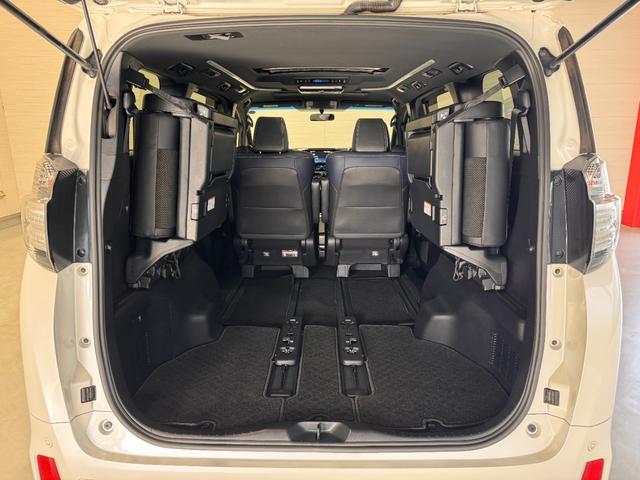 ヴェルファイア ２．５Ｚ　Ａエディション　ゴールデンアイズ　ンルーフ　ＯＰフロントバンパー＆Ｆグリル　ＬＥＤスタイリッシュビーム　１０インチナビ　フリップダウンモニター　ＥＴＣ　Ｂカメラ　両側Ｐスラドア　クリアランスソナー　Ｂｌｕｅｔｏｏｔｈ　ハーフレザー（37枚目）