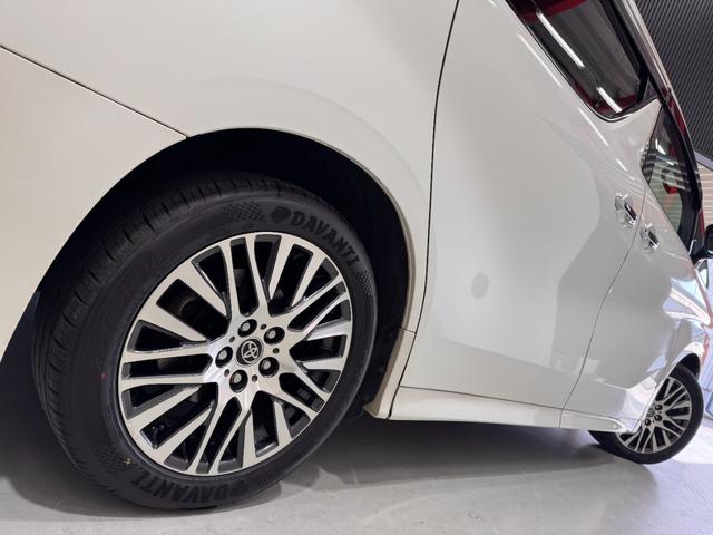 ヴェルファイア ２．５Ｚ　Ａエディション　ゴールデンアイズ　ンルーフ　ＯＰフロントバンパー＆Ｆグリル　ＬＥＤスタイリッシュビーム　１０インチナビ　フリップダウンモニター　ＥＴＣ　Ｂカメラ　両側Ｐスラドア　クリアランスソナー　Ｂｌｕｅｔｏｏｔｈ　ハーフレザー（41枚目）