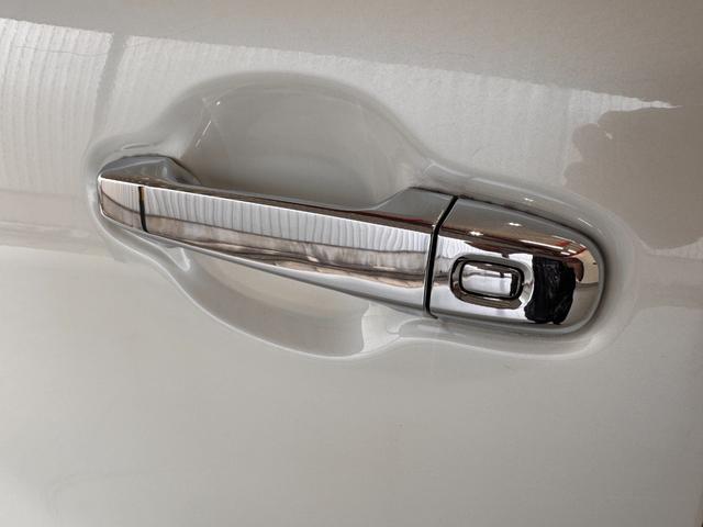 ヴェルファイア ２．５Ｚ　Ａエディション　ゴールデンアイズ　ンルーフ　ＯＰフロントバンパー＆Ｆグリル　ＬＥＤスタイリッシュビーム　１０インチナビ　フリップダウンモニター　ＥＴＣ　Ｂカメラ　両側Ｐスラドア　クリアランスソナー　Ｂｌｕｅｔｏｏｔｈ　ハーフレザー（61枚目）