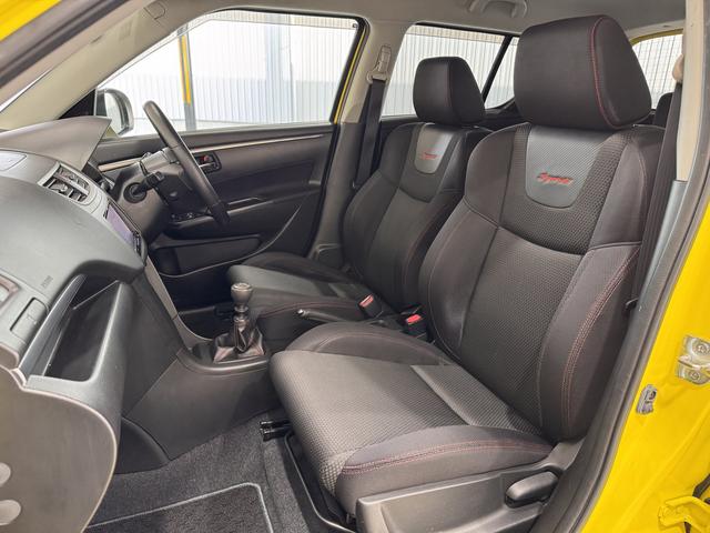 スイフトスポーツ ベースグレード　ナビ　Ｂｌｕｅｔｏｏｔｈ　クルーズコントロール　ＥＴＣ　純正１７インチＡＷ　ＨＩＤヘッドライト　横滑り防止　プッシュスタート　スマートキー　テレビ　ＣＤ　ＤＶＤ　オートエアコン（20枚目）