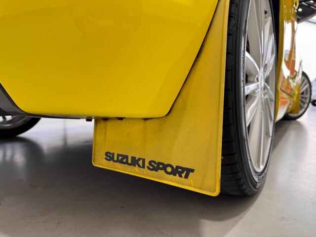 スイフトスポーツ ベースグレード　ナビ　Ｂｌｕｅｔｏｏｔｈ　クルーズコントロール　ＥＴＣ　純正１７インチＡＷ　ＨＩＤヘッドライト　横滑り防止　プッシュスタート　スマートキー　テレビ　ＣＤ　ＤＶＤ　オートエアコン（29枚目）