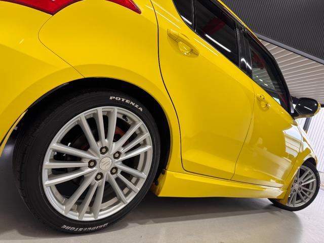 スイフトスポーツ ベースグレード　ナビ　Ｂｌｕｅｔｏｏｔｈ　クルーズコントロール　ＥＴＣ　純正１７インチＡＷ　ＨＩＤヘッドライト　横滑り防止　プッシュスタート　スマートキー　テレビ　ＣＤ　ＤＶＤ　オートエアコン（31枚目）