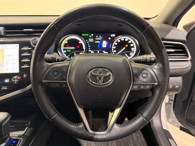 カムリ ＷＳレザーパッケージ　純正ナビ　ａｐｐｌｅｃａｒｐｌａｙ　アダプティブクルコン　ＢＳＭ　ＥＴＣ２．０　Ｂカメラ　シートヒーター　クリアランスソナー　パワーシート　ドラレコ　ＨＵＤ　レザーシート　レーンアシスト　衝突軽減（7枚目）