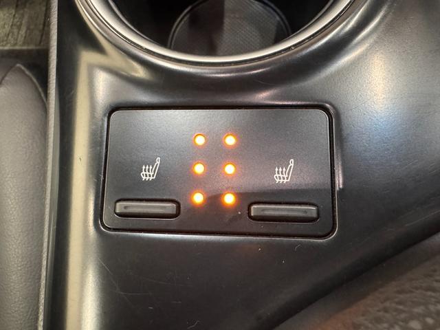 カムリ ＷＳレザーパッケージ　純正ナビ　ａｐｐｌｅｃａｒｐｌａｙ　アダプティブクルコン　ＢＳＭ　ＥＴＣ２．０　Ｂカメラ　シートヒーター　クリアランスソナー　パワーシート　ドラレコ　ＨＵＤ　レザーシート　レーンアシスト　衝突軽減（17枚目）