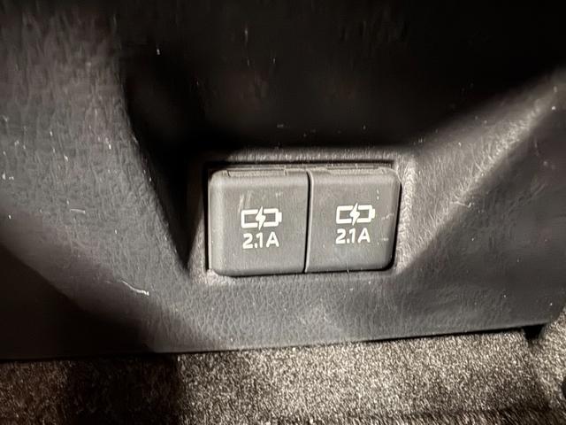 カムリ ＷＳレザーパッケージ　純正ナビ　ａｐｐｌｅｃａｒｐｌａｙ　アダプティブクルコン　ＢＳＭ　ＥＴＣ２．０　Ｂカメラ　シートヒーター　クリアランスソナー　パワーシート　ドラレコ　ＨＵＤ　レザーシート　レーンアシスト　衝突軽減（23枚目）