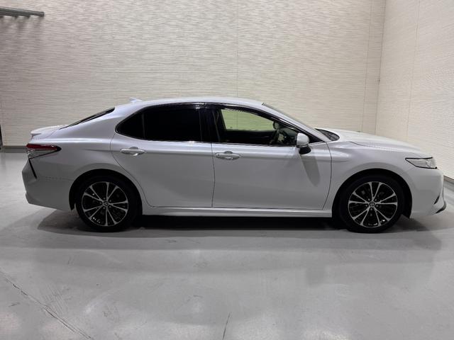 カムリ ＷＳレザーパッケージ　純正ナビ　ａｐｐｌｅｃａｒｐｌａｙ　アダプティブクルコン　ＢＳＭ　ＥＴＣ２．０　Ｂカメラ　シートヒーター　クリアランスソナー　パワーシート　ドラレコ　ＨＵＤ　レザーシート　レーンアシスト　衝突軽減（27枚目）