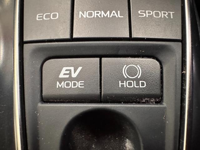 カムリ ＷＳレザーパッケージ　純正ナビ　ａｐｐｌｅｃａｒｐｌａｙ　アダプティブクルコン　ＢＳＭ　ＥＴＣ２．０　Ｂカメラ　シートヒーター　クリアランスソナー　パワーシート　ドラレコ　ＨＵＤ　レザーシート　レーンアシスト　衝突軽減（59枚目）