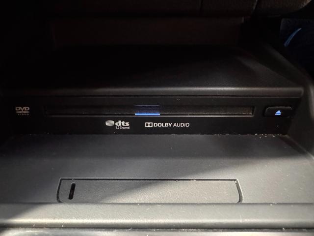 カムリ ＷＳレザーパッケージ　純正ナビ　ａｐｐｌｅｃａｒｐｌａｙ　アダプティブクルコン　ＢＳＭ　ＥＴＣ２．０　Ｂカメラ　シートヒーター　クリアランスソナー　パワーシート　ドラレコ　ＨＵＤ　レザーシート　レーンアシスト　衝突軽減（62枚目）