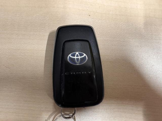 カムリ ＷＳレザーパッケージ　純正ナビ　ａｐｐｌｅｃａｒｐｌａｙ　アダプティブクルコン　ＢＳＭ　ＥＴＣ２．０　Ｂカメラ　シートヒーター　クリアランスソナー　パワーシート　ドラレコ　ＨＵＤ　レザーシート　レーンアシスト　衝突軽減（65枚目）