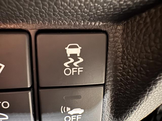 フィットハイブリッド Ｓパッケージ　デジタルインナーミラー　カロッツェリアナビ　ＥＴＣ　バックカメラ　クルーズコントロール　純正１６インチＡＷ　Ｂｌｕｅｔｏｏｔｈ　フルセグＴＶ　ＤＶＤ　ＣＤ　パドルシフト　ＬＥＤヘッドライト（57枚目）