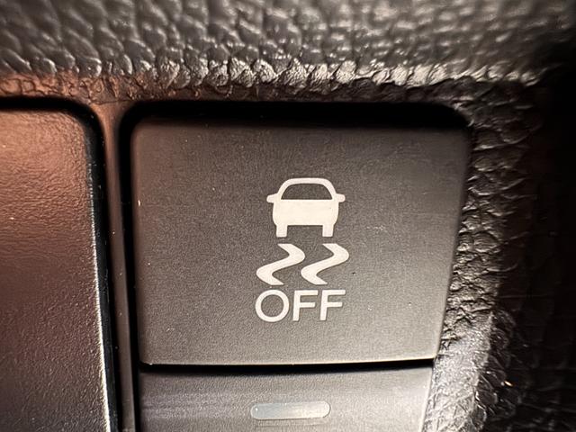 フィットハイブリッド Ｌパッケージ　純正ナビ　ＥＴＣ　バックカメラ　クルーズコントロール　ハーフレザーシート　Ｂｌｕｅｔｏｏｔｈ　テレビ　ＤＶＤ　ＣＤ　社外１５インチＡＷ　ＬＥＤヘッドライト　プッシュスタート　スマートキー（52枚目）