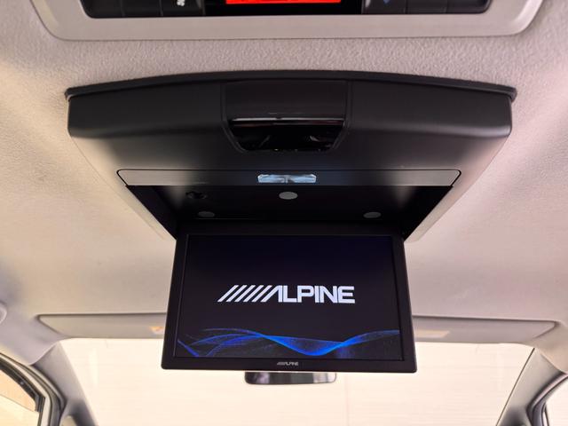 ヴォクシー ＺＳ　煌ＩＩ　ワンオーナー　社外ナビ　ＡＬＰＩＮＥフリップダウンモニター　両側Ｐスラドア　Ｂカメラ　ＥＴＣ　レーンアシスト　衝突軽減ブレーキ　純正１５インチＡＷ　ＬＥＤヘッドライト　Ｂｌｕｅｔｏｏｔｈ　Ｗエアコン（8枚目）