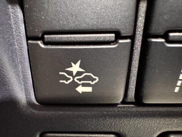 ヴォクシー ＺＳ　煌ＩＩ　ワンオーナー　社外ナビ　ＡＬＰＩＮＥフリップダウンモニター　両側Ｐスラドア　Ｂカメラ　ＥＴＣ　レーンアシスト　衝突軽減ブレーキ　純正１５インチＡＷ　ＬＥＤヘッドライト　Ｂｌｕｅｔｏｏｔｈ　Ｗエアコン（17枚目）