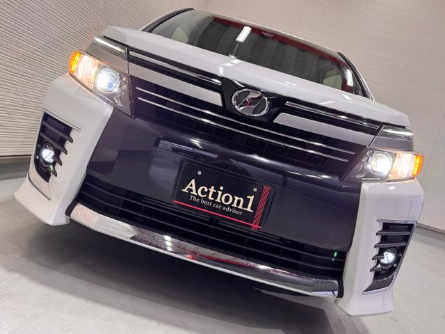 ヴォクシー ＺＳ　煌ＩＩ　ワンオーナー　社外ナビ　ＡＬＰＩＮＥフリップダウンモニター　両側Ｐスラドア　Ｂカメラ　ＥＴＣ　レーンアシスト　衝突軽減ブレーキ　純正１５インチＡＷ　ＬＥＤヘッドライト　Ｂｌｕｅｔｏｏｔｈ　Ｗエアコン（33枚目）