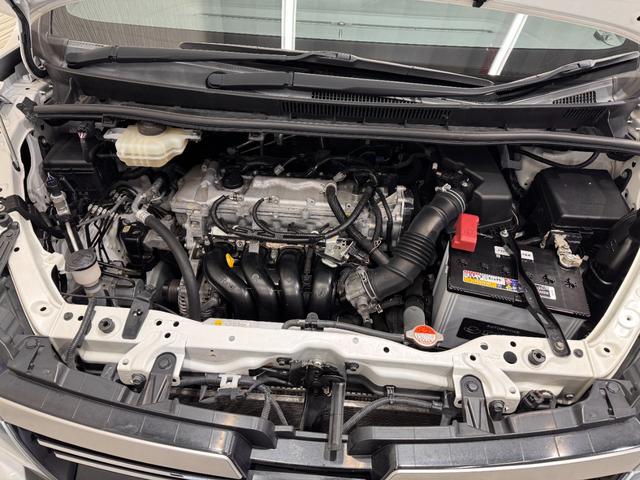 ヴォクシー ＺＳ　煌ＩＩ　ワンオーナー　社外ナビ　ＡＬＰＩＮＥフリップダウンモニター　両側Ｐスラドア　Ｂカメラ　ＥＴＣ　レーンアシスト　衝突軽減ブレーキ　純正１５インチＡＷ　ＬＥＤヘッドライト　Ｂｌｕｅｔｏｏｔｈ　Ｗエアコン（43枚目）