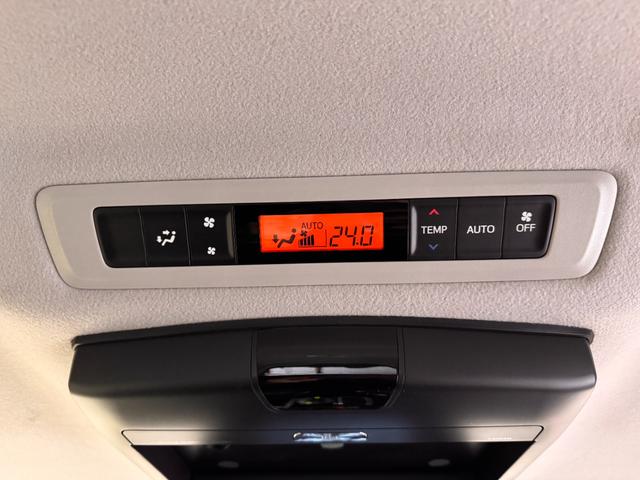 ヴォクシー ＺＳ　煌ＩＩ　ワンオーナー　社外ナビ　ＡＬＰＩＮＥフリップダウンモニター　両側Ｐスラドア　Ｂカメラ　ＥＴＣ　レーンアシスト　衝突軽減ブレーキ　純正１５インチＡＷ　ＬＥＤヘッドライト　Ｂｌｕｅｔｏｏｔｈ　Ｗエアコン（47枚目）