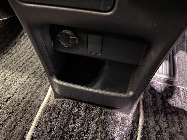 ヴォクシー ＺＳ　煌ＩＩ　ワンオーナー　社外ナビ　ＡＬＰＩＮＥフリップダウンモニター　両側Ｐスラドア　Ｂカメラ　ＥＴＣ　レーンアシスト　衝突軽減ブレーキ　純正１５インチＡＷ　ＬＥＤヘッドライト　Ｂｌｕｅｔｏｏｔｈ　Ｗエアコン（59枚目）