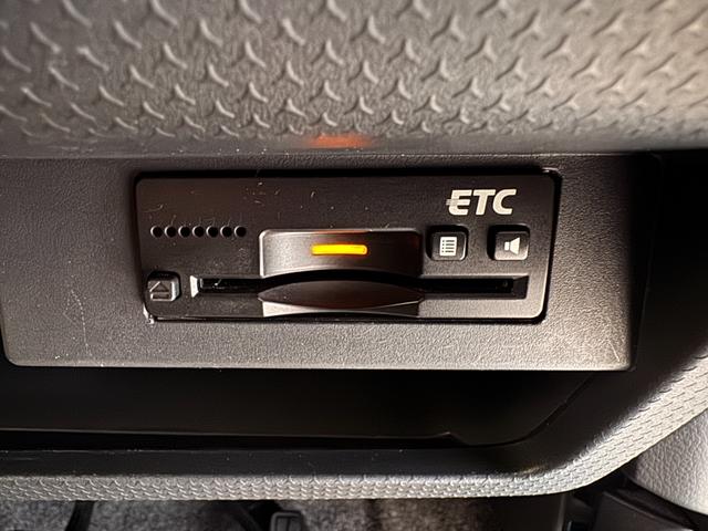 ハスラー Xターボ 純正ナビ バックカメラ ETC シートヒーター 衝突軽減ブレーキ アイドリングストップ 純正15インチAW HIDヘッドライト 横滑り防止 プッシュスタート スマートキー オートエアコン オートライト(11枚目)