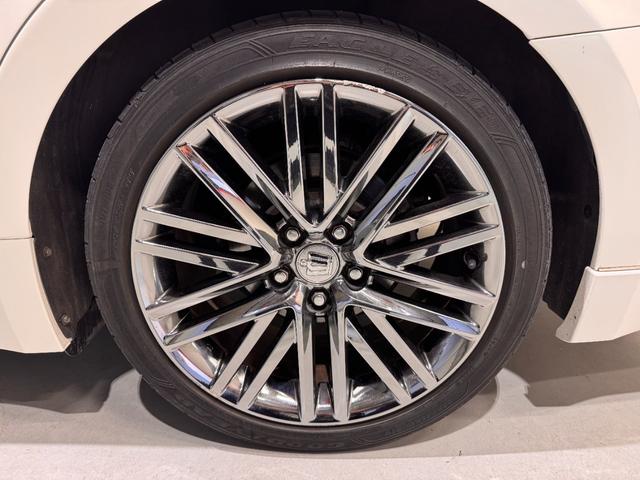 クラウン アスリートＳ　サンルーフ　シートヒーターベンチレーション　純正ナビ　Ｂカメラ　ＥＴＣ　パワーシート　純正１８インチＡＷ　Ｂｌｕｅｔｏｏｔｈ　フルセグＴＶ　ステアリングリモコン　プッシュスタート　スマートキー（38枚目）