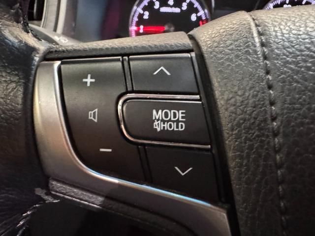 クラウン アスリートＳ　サンルーフ　シートヒーターベンチレーション　純正ナビ　Ｂカメラ　ＥＴＣ　パワーシート　純正１８インチＡＷ　Ｂｌｕｅｔｏｏｔｈ　フルセグＴＶ　ステアリングリモコン　プッシュスタート　スマートキー（50枚目）