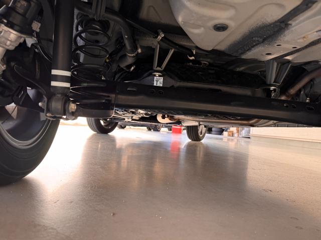 タフト Ｇ　クロムベンチャー　ガラスルーフ　純正ナビ　Ｂカメラ　ＥＴＣ　シートヒーター　ドライブレコーダー　クリアランスソナー　レーンアシスト　衝突軽減ブレーキ　ＵＳＢ　Ｂｌｕｅｔｏｏｔｈ　フルセグＴＶ　純正１５インチＡＷ（45枚目）