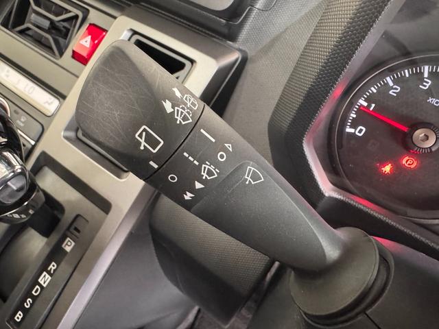 タフト Ｇ　クロムベンチャー　ガラスルーフ　純正ナビ　Ｂカメラ　ＥＴＣ　シートヒーター　ドライブレコーダー　クリアランスソナー　レーンアシスト　衝突軽減ブレーキ　ＵＳＢ　Ｂｌｕｅｔｏｏｔｈ　フルセグＴＶ　純正１５インチＡＷ（54枚目）