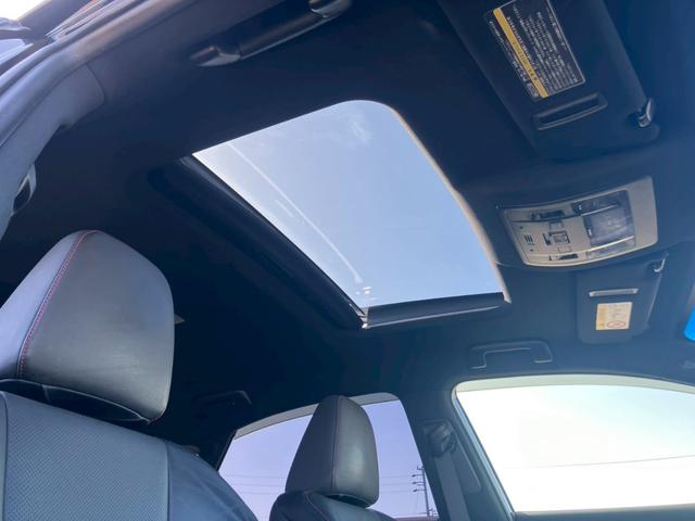 NX NX200t Fスポーツ サンルーフ 黒レザー パワーバックドア シートヒーター/クーラー 3眼LEDヘッド クルーズコントロール コーナーセンサー パワーシート バックカメラ サイドカメラ USB ETC 純正18インチAW(5枚目)