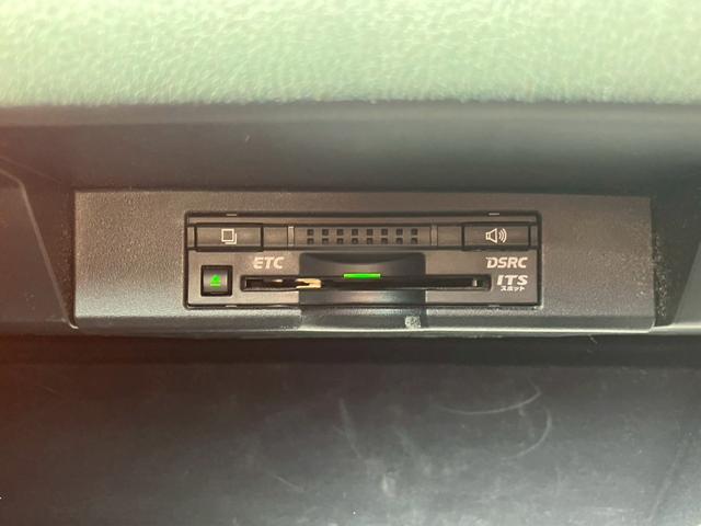 NX NX200t Fスポーツ サンルーフ 黒レザー パワーバックドア シートヒーター/クーラー 3眼LEDヘッド クルーズコントロール コーナーセンサー パワーシート バックカメラ サイドカメラ USB ETC 純正18インチAW(70枚目)