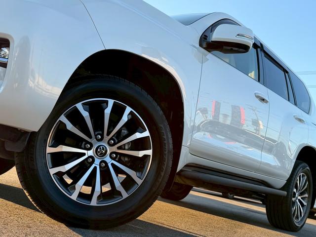 ランドクルーザープラド TX Lパッケージ ワンオーナー ベージュ革 全周囲カメラ ディスプレイオーディオ ナビキット シートヒーター/クーラー レーダークルーズ クリアランスソナー BSM ドライブレコーダー LEDヘッド 純正19インチAW(11枚目)