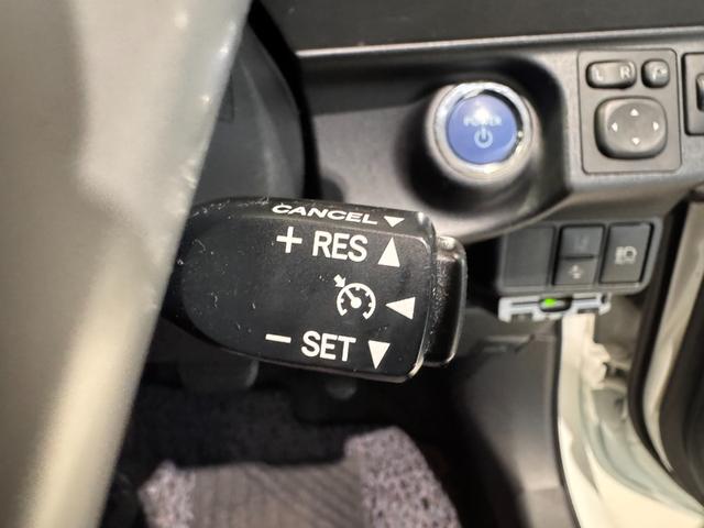 アクア Gブラックソフトレザーセレクション ナビ クルーズコントロール ETC Bカメラ レザーシート レーンアシスト 衝突軽減ブレーキ シートヒーター 純正15インチAW Bluetooth フルセグTV DVD CD 横滑り防止(14枚目)