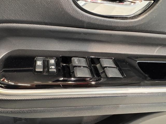 アクア Gブラックソフトレザーセレクション ナビ クルーズコントロール ETC Bカメラ レザーシート レーンアシスト 衝突軽減ブレーキ シートヒーター 純正15インチAW Bluetooth フルセグTV DVD CD 横滑り防止(44枚目)