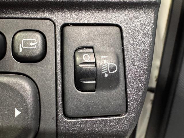 アクア Gブラックソフトレザーセレクション ナビ クルーズコントロール ETC Bカメラ レザーシート レーンアシスト 衝突軽減ブレーキ シートヒーター 純正15インチAW Bluetooth フルセグTV DVD CD 横滑り防止(50枚目)