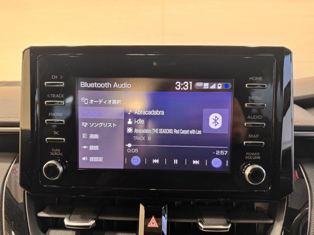 カローラツーリング ハイブリッド　ダブルバイビー　純正ナビ　ＥＴＣ　Ｂカメラ　アダプティブクルーズコントロール　クリアランスソナー　シートヒーター　ステアリングヒーター　レーンアシスト　衝突軽減ブレーキ　ハーフレザー　ＢＴ　純正１７インチＡＷ（14枚目）