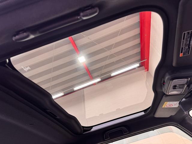 タフト G クロムベンチャー ガラスルーフ 純正ナビ ドラレコ Bカメラ クリアランスソナー シートヒーター アイスト Bluetooth フルセグTV DVD CD 純正15インチAW LEDヘッド HOLD USB 横滑り防止(3枚目)