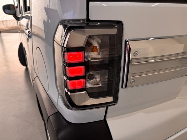 タフト G クロムベンチャー ガラスルーフ 純正ナビ ドラレコ Bカメラ クリアランスソナー シートヒーター アイスト Bluetooth フルセグTV DVD CD 純正15インチAW LEDヘッド HOLD USB 横滑り防止(59枚目)