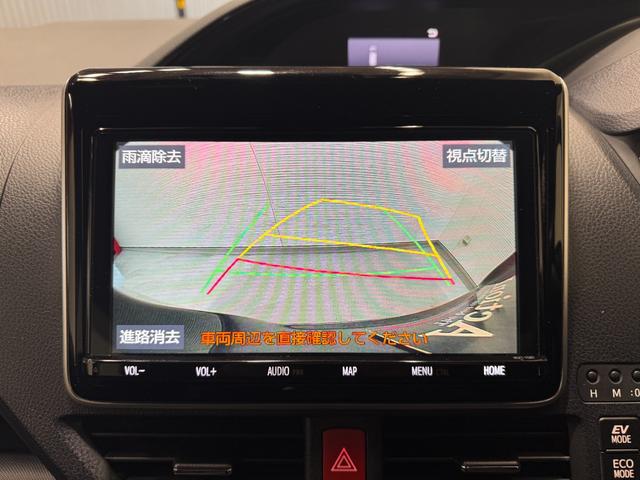 ノア ハイブリッドＳｉ　ダブルバイビーＩＩ　純正９インチナビ　フリップダウンモニター　両側Ｐスラドア　クリアランスソナー　クルコン　ＥＴＣ　Ｂカメラ　シートヒーター　ドラレコ　ハーフレザー　純正１６インチＡＷ　レーンアシスト　衝突軽減ブレーキ（9枚目）