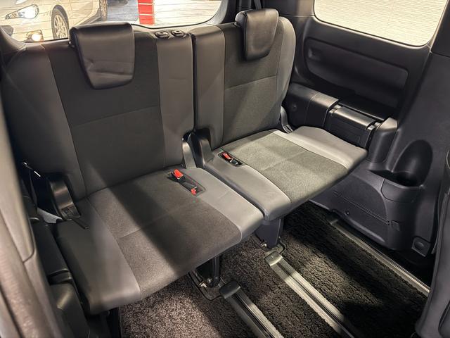 ノア ハイブリッドＳｉ　ダブルバイビーＩＩ　純正９インチナビ　フリップダウンモニター　両側Ｐスラドア　クリアランスソナー　クルコン　ＥＴＣ　Ｂカメラ　シートヒーター　ドラレコ　ハーフレザー　純正１６インチＡＷ　レーンアシスト　衝突軽減ブレーキ（37枚目）