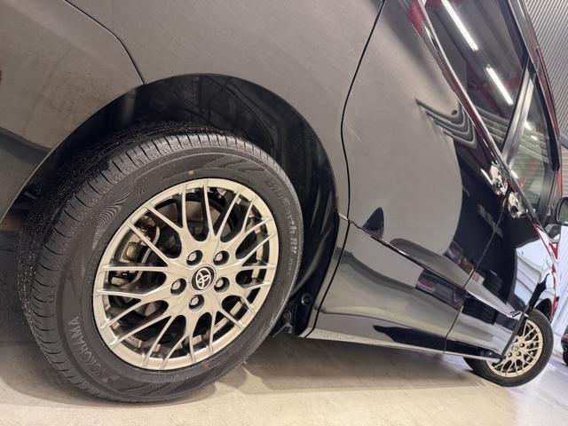 ノア ハイブリッドＳｉ　ダブルバイビーＩＩ　純正９インチナビ　フリップダウンモニター　両側Ｐスラドア　クリアランスソナー　クルコン　ＥＴＣ　Ｂカメラ　シートヒーター　ドラレコ　ハーフレザー　純正１６インチＡＷ　レーンアシスト　衝突軽減ブレーキ（44枚目）